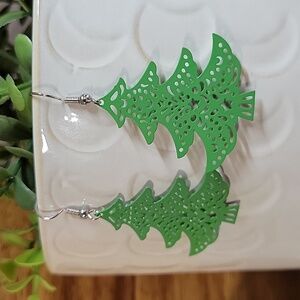 🔥LAST PAIR🔥 HOLIDAY TREE EARRINGS